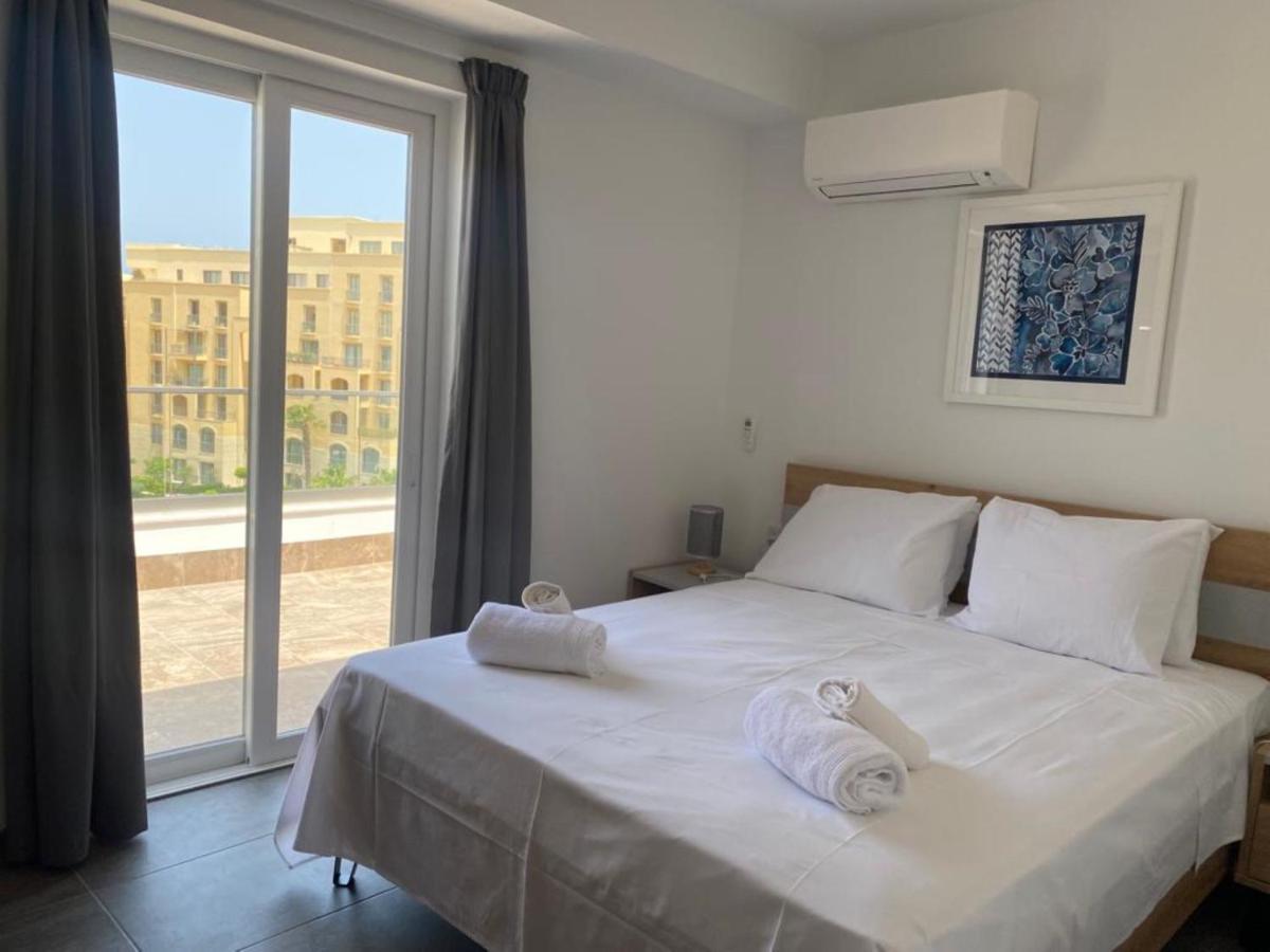 Ferienwohnung 86 Spinola Bay San Ġiljan Exterior foto