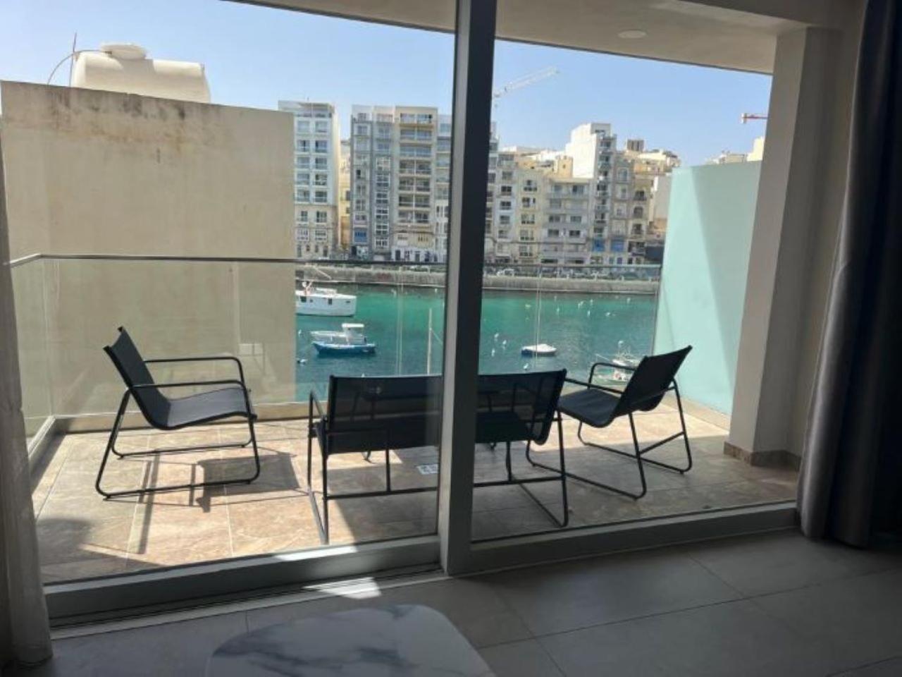 Ferienwohnung 86 Spinola Bay San Ġiljan Exterior foto