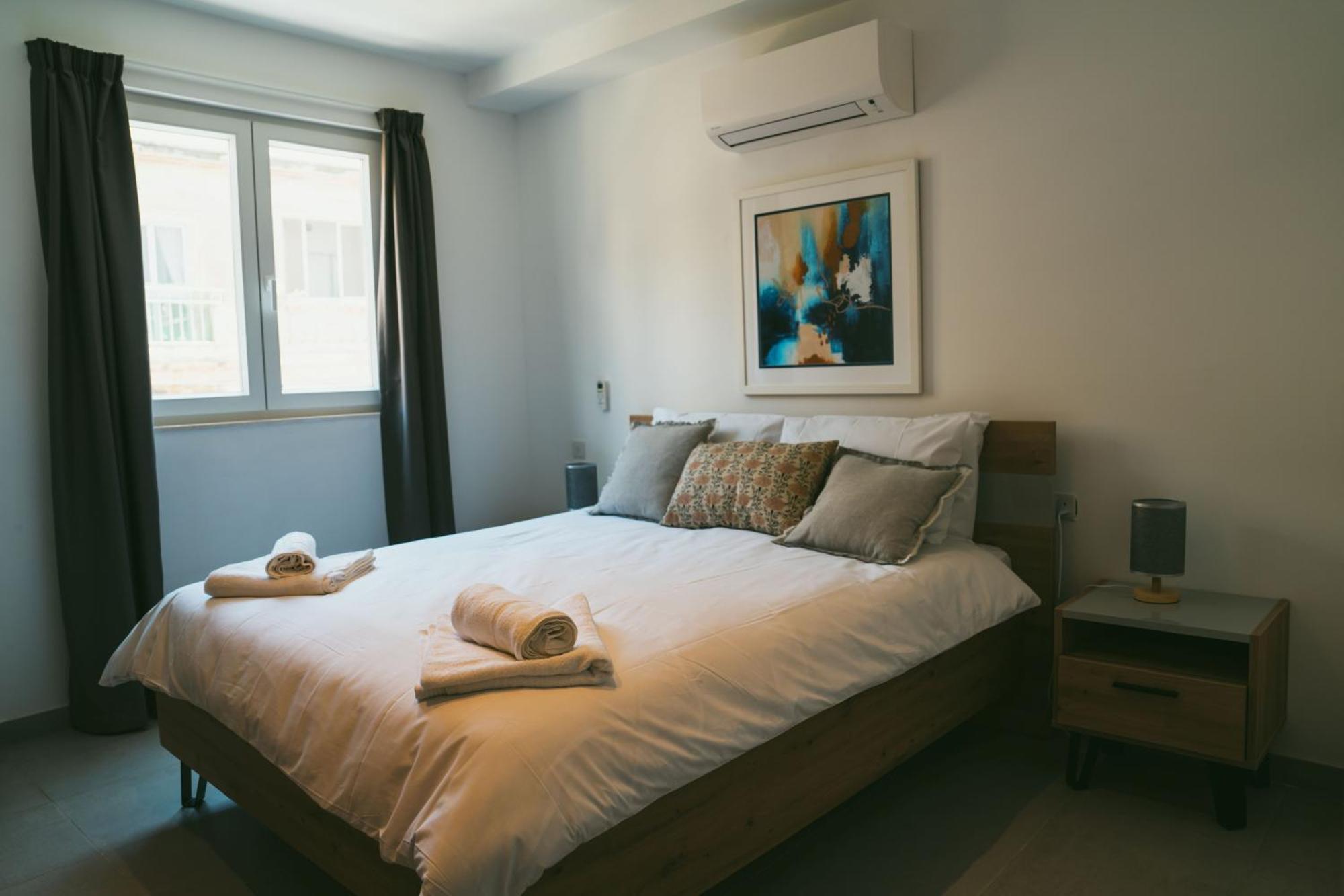 Ferienwohnung 86 Spinola Bay San Ġiljan Exterior foto