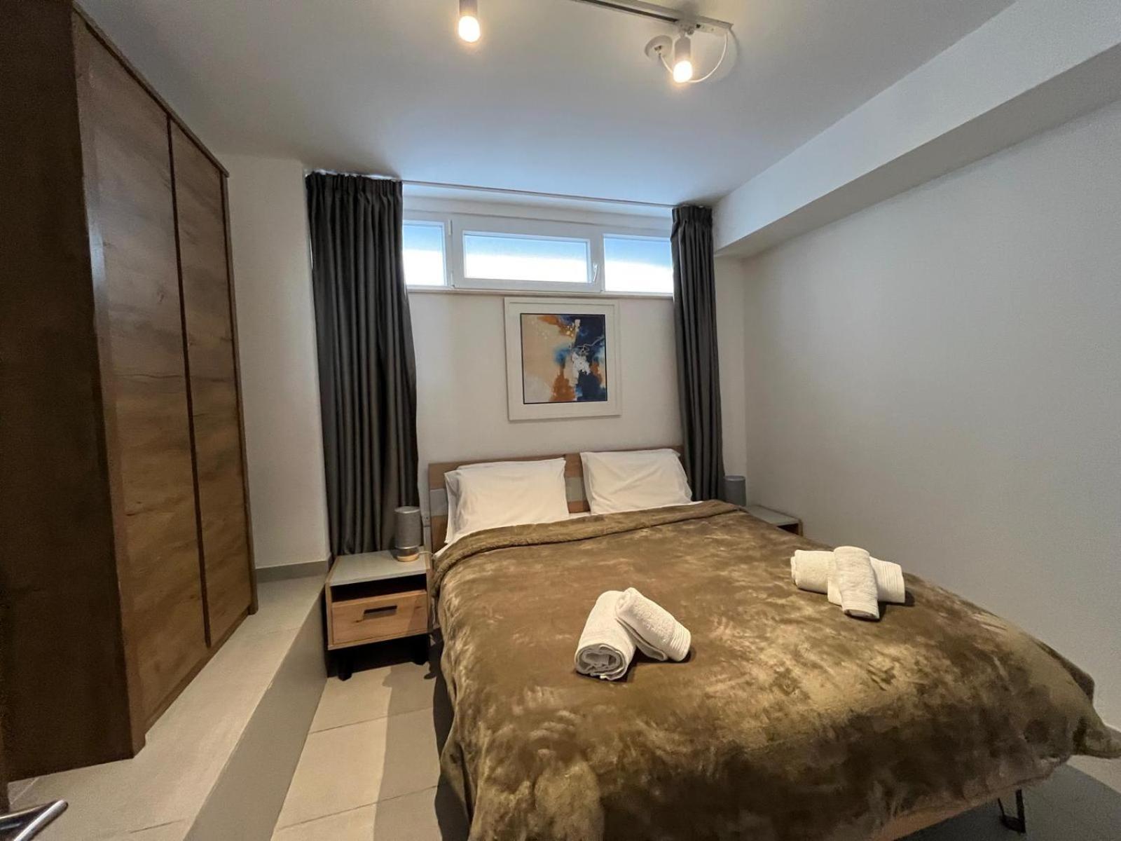 Ferienwohnung 86 Spinola Bay San Ġiljan Zimmer foto